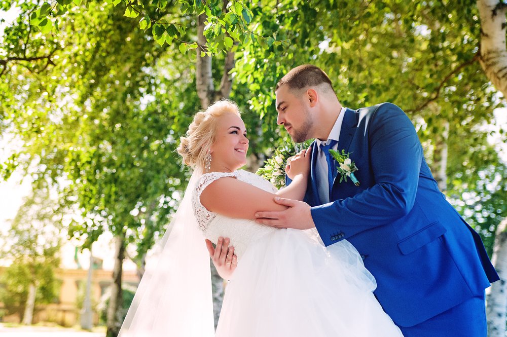 Глаза в глаза