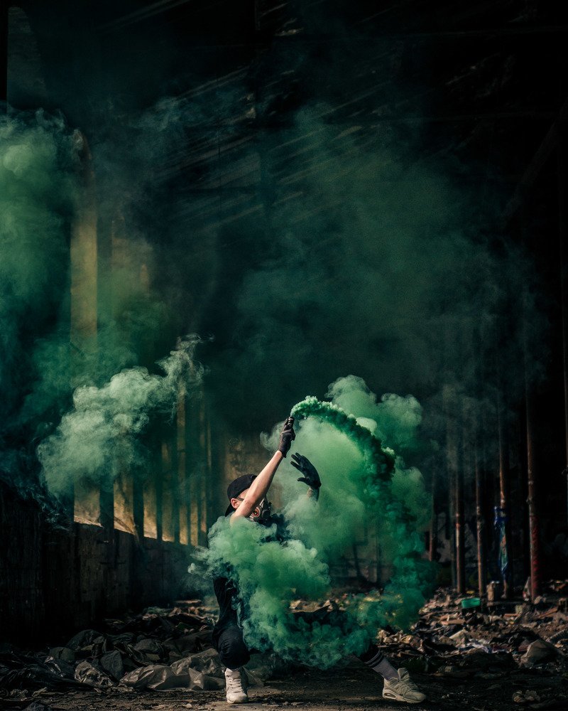 Раскрась серость.