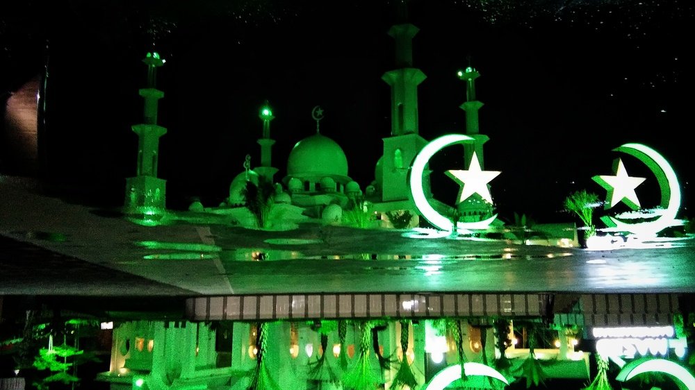 Mesjid baiturrahman padang city west sumatera, indonesia