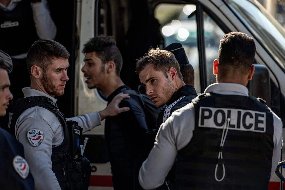 Минус на плюс