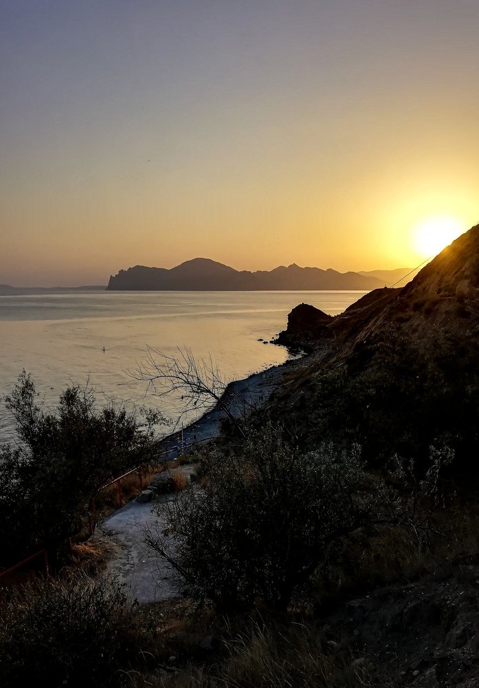 Закат с видом на Кара-Даг.