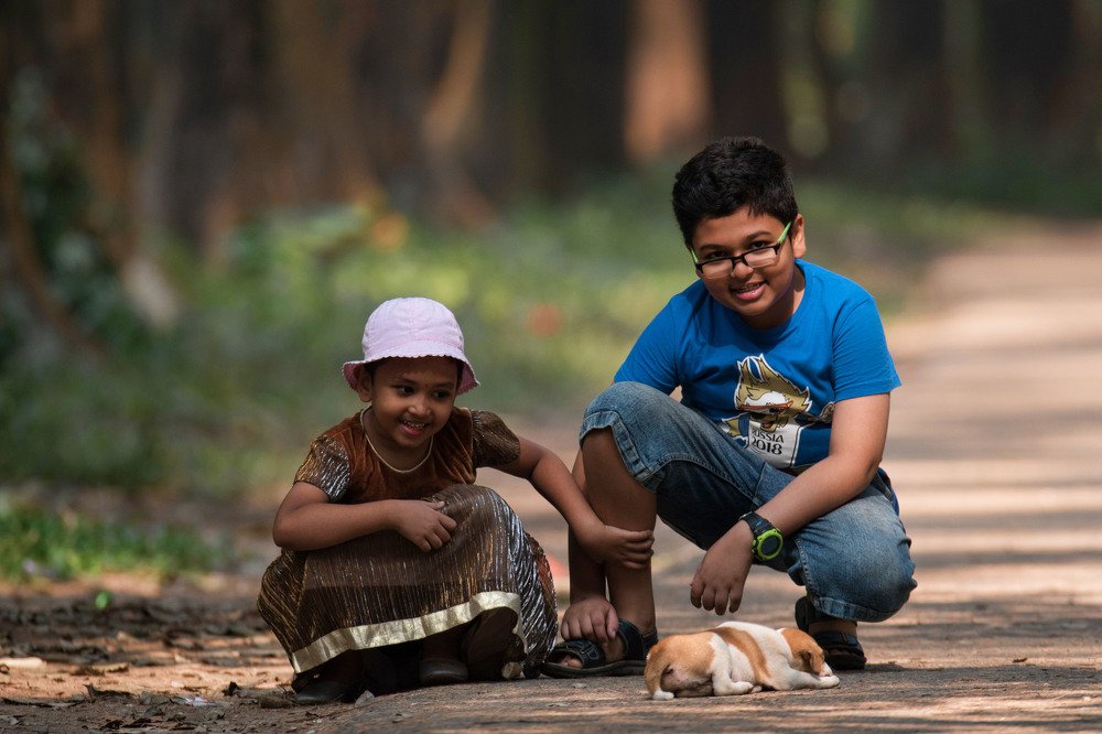Brother, sister & a pet