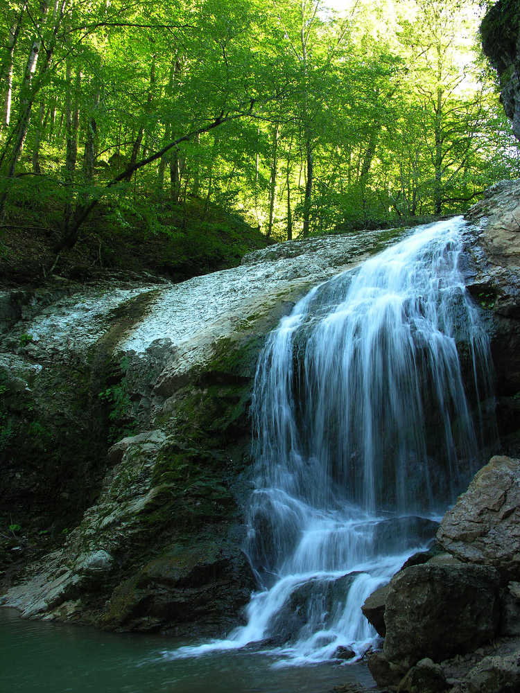 Водопад "Шум" (р. Руфабго, Республика Адыгея)