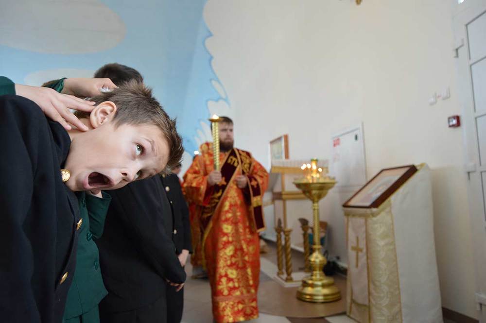 Нагибай выю его в юности...