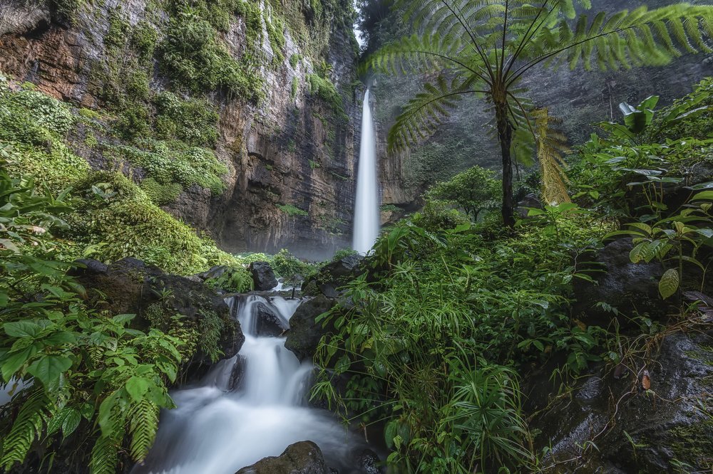 Blue cotton wateefall