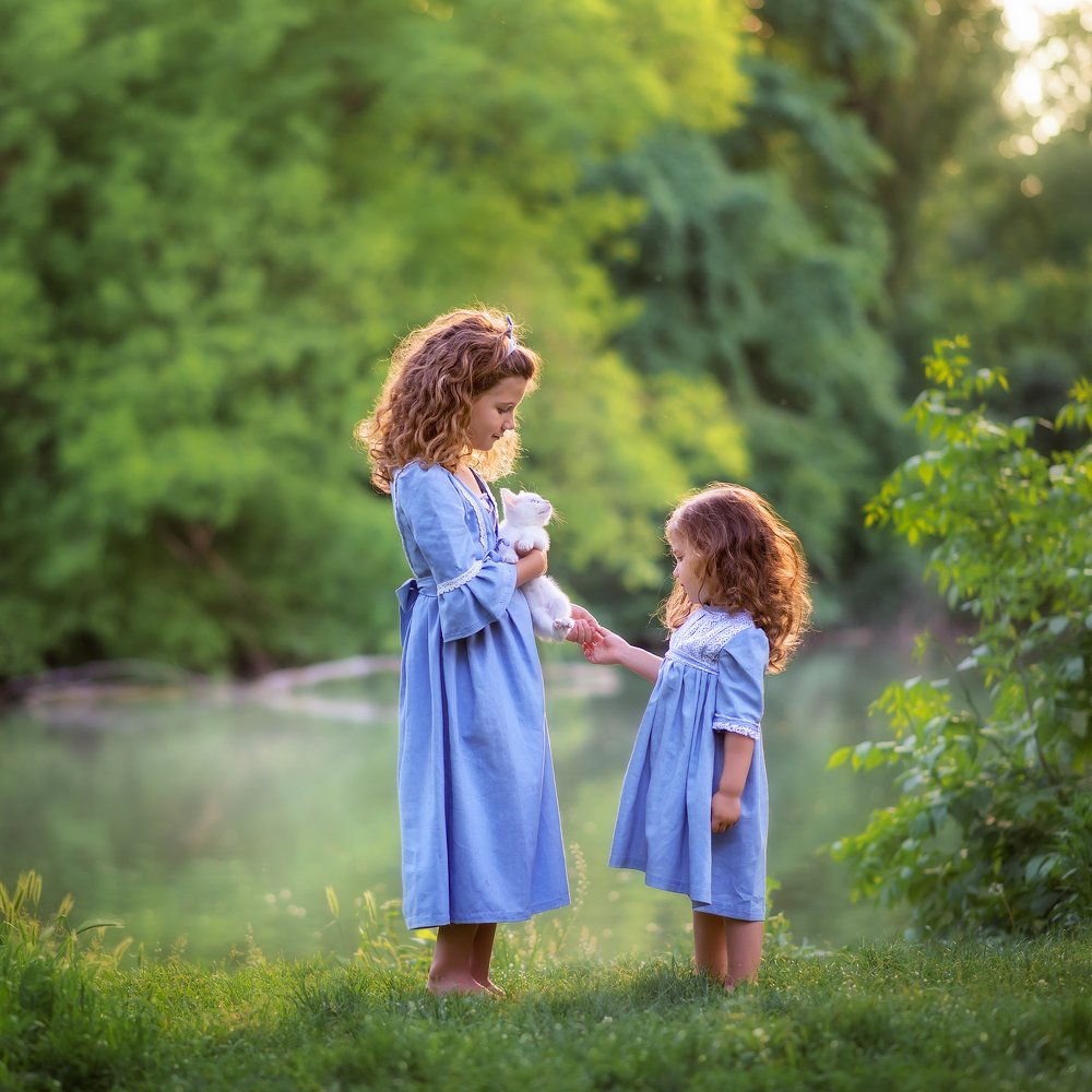 Две сестрички