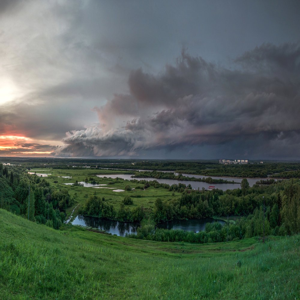 Гроза на закате