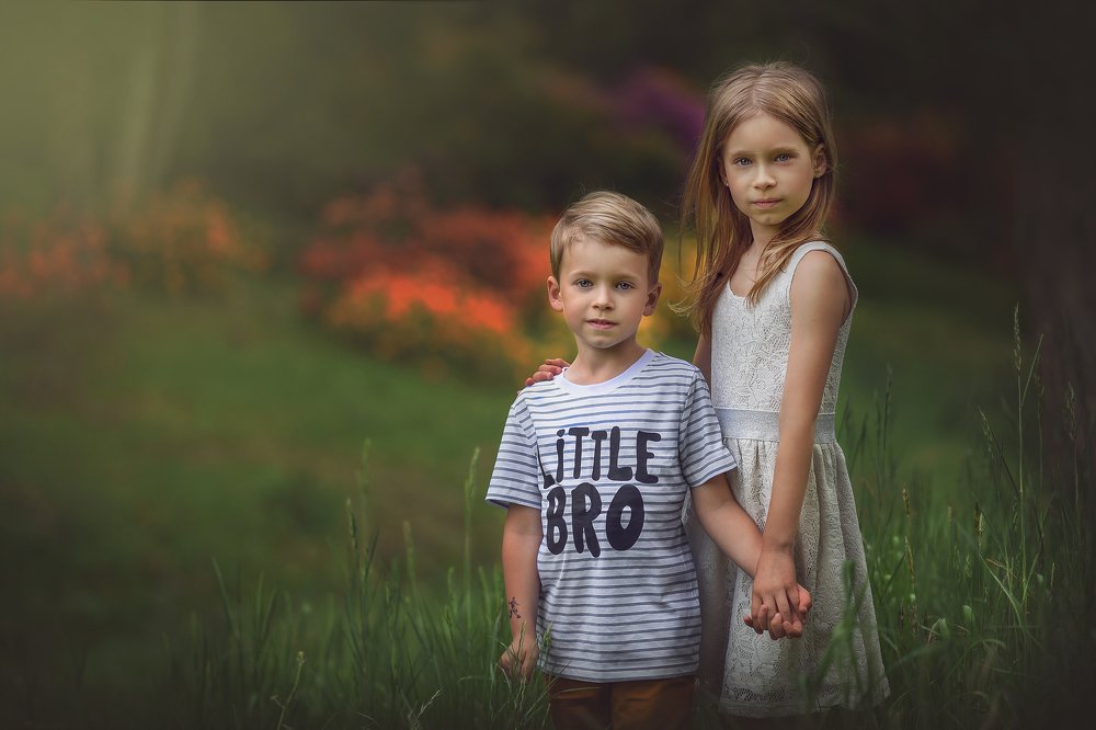 Little BRO & Big SIS