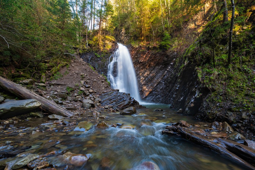Водопад Гук Женецкий. Карпаты