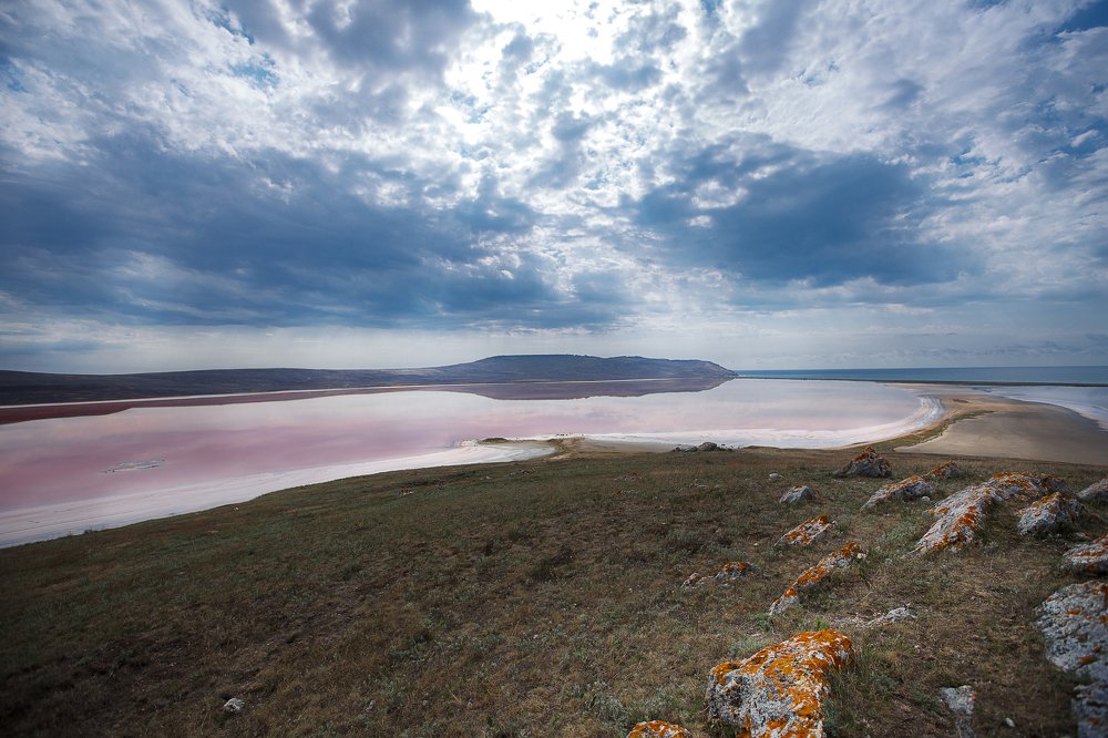 Каяшское розовое озеро