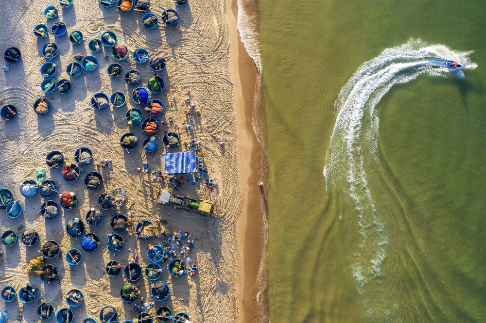 Fishing village Cam Binh