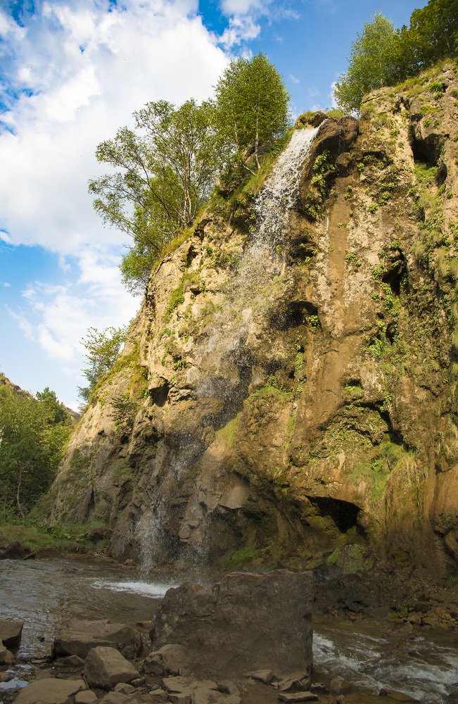 Медовый Водопад.