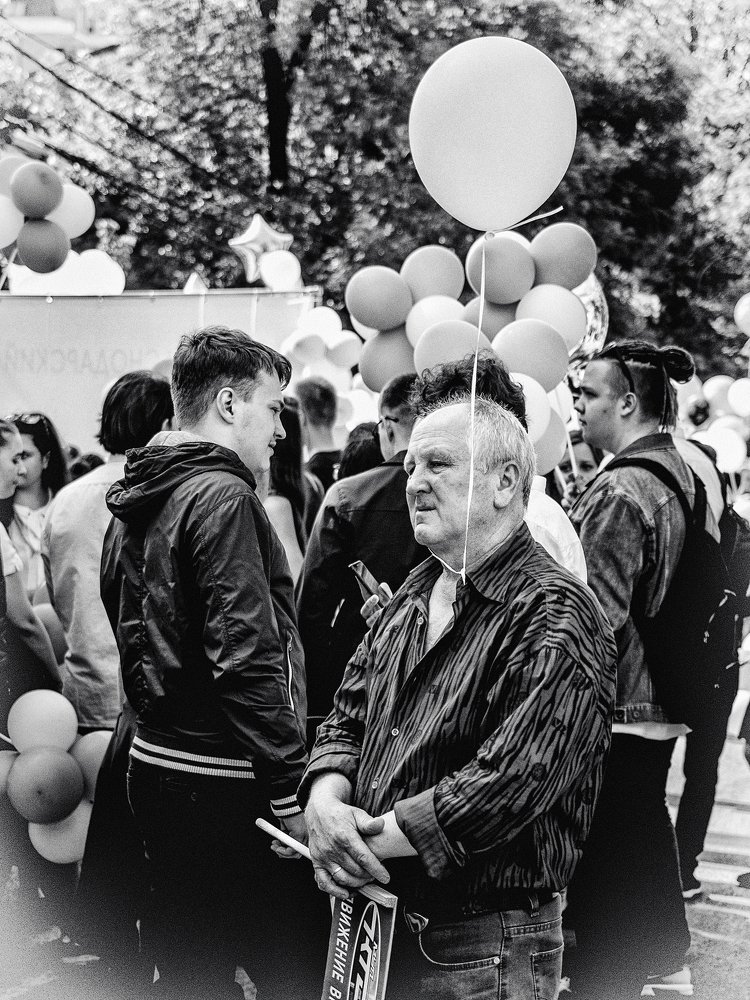 "Показалось..."