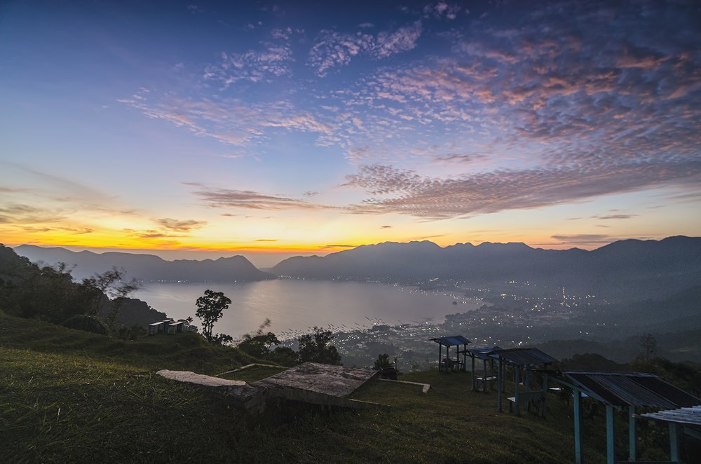 Lake with the sunset