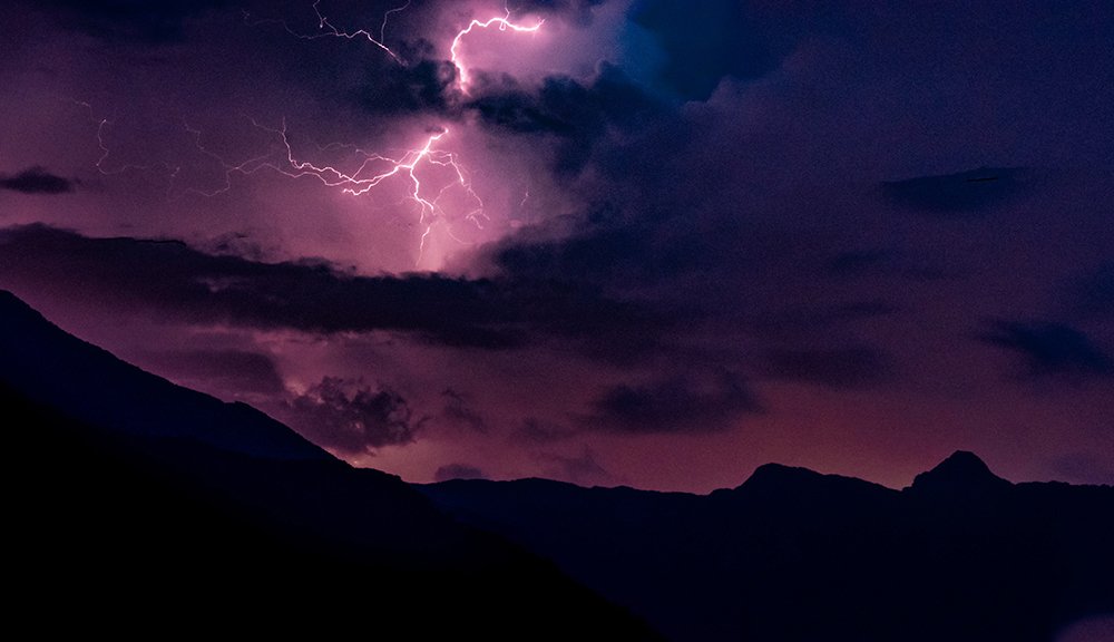 Rayos y Centellas - Italia