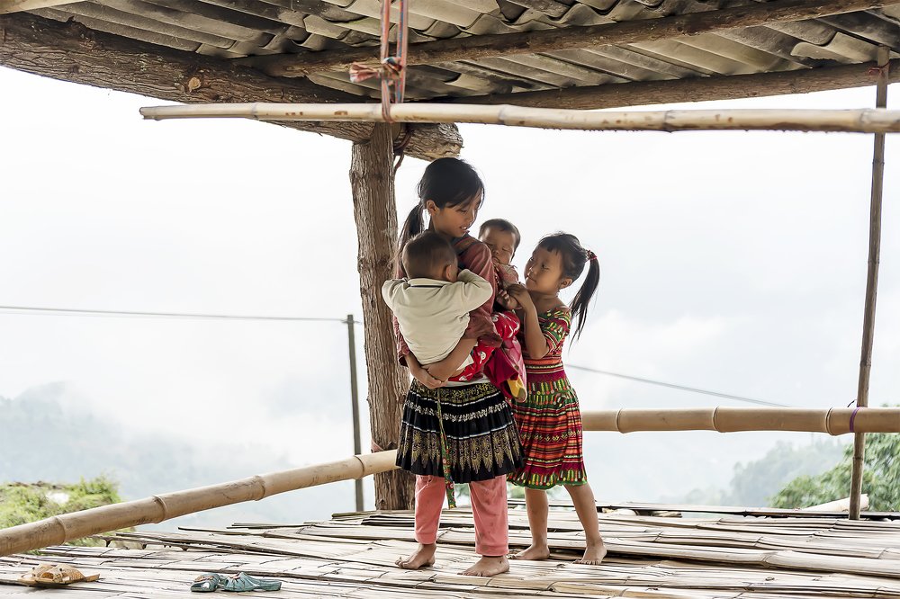 Tình cảm chị em