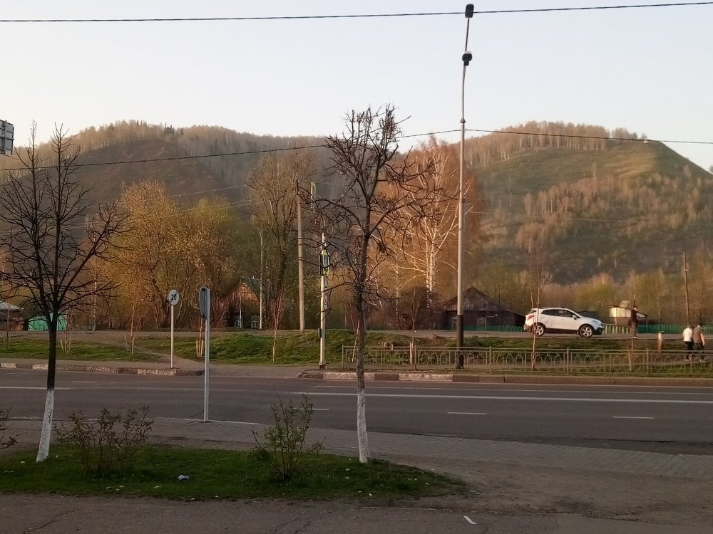 Вечерний проспект Шахтёров