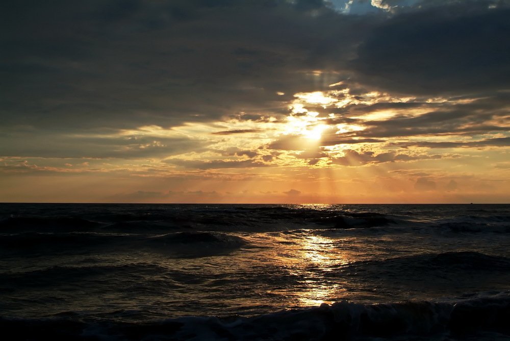 Закат над Черным морем