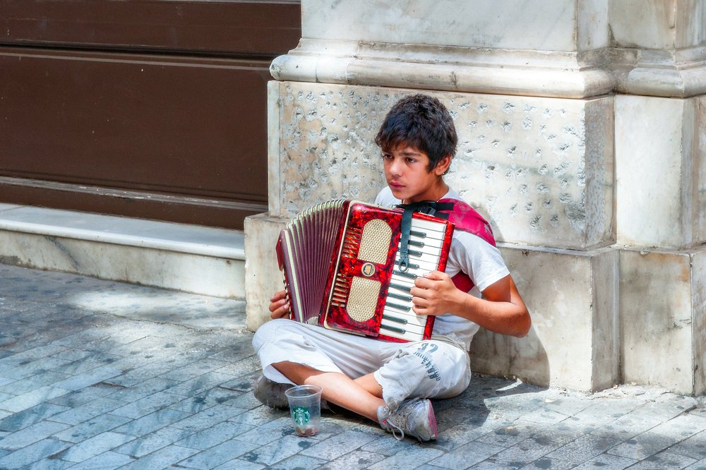 На чужом празднике жизни или Печальный аккорд