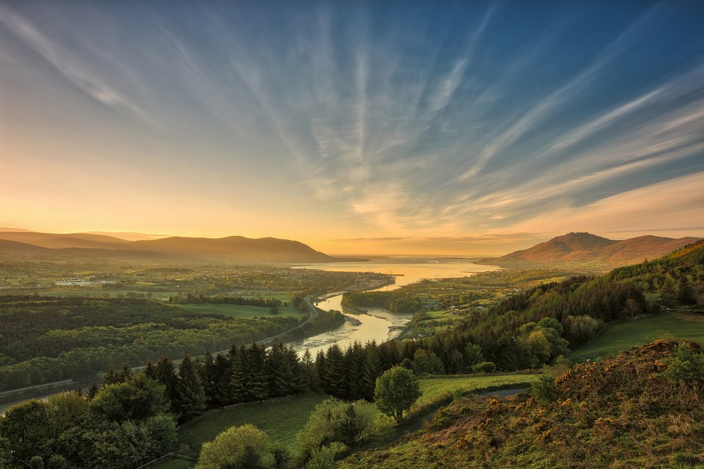 The city is waking up