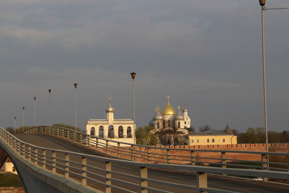 На берегу реки Волхов