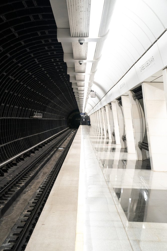 Белое и черное в московском метро