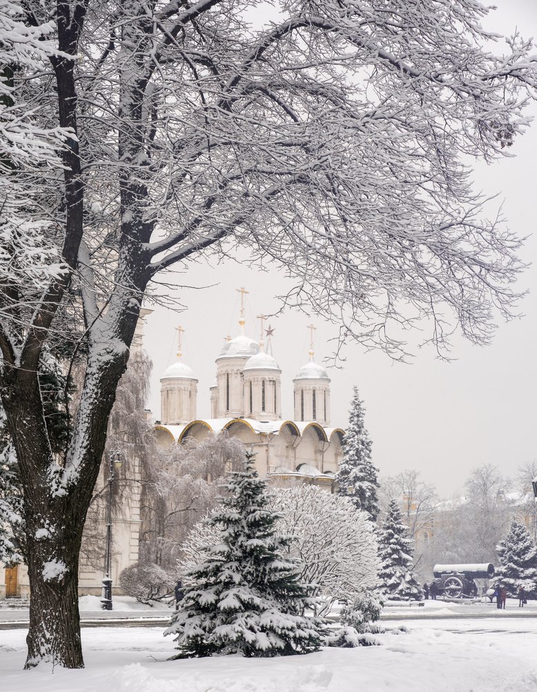 Снег в Кремле