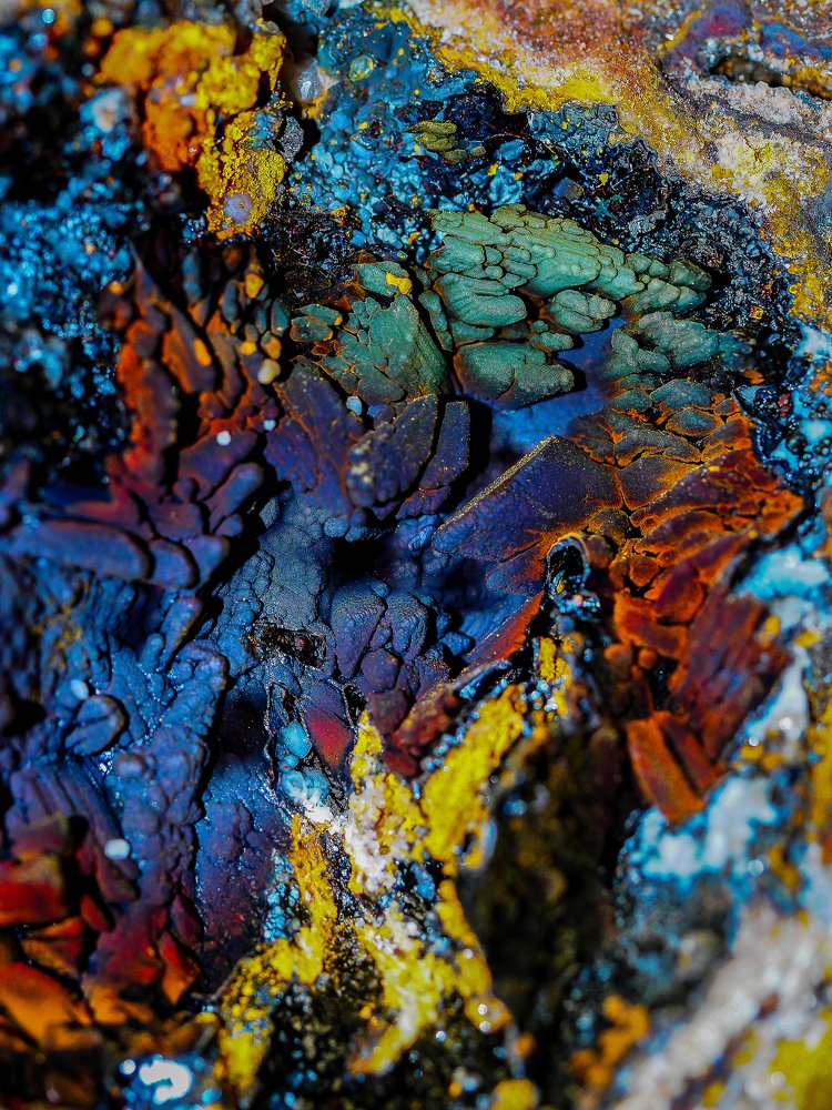 goethite inside a mine