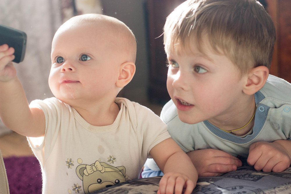 селфи с братом