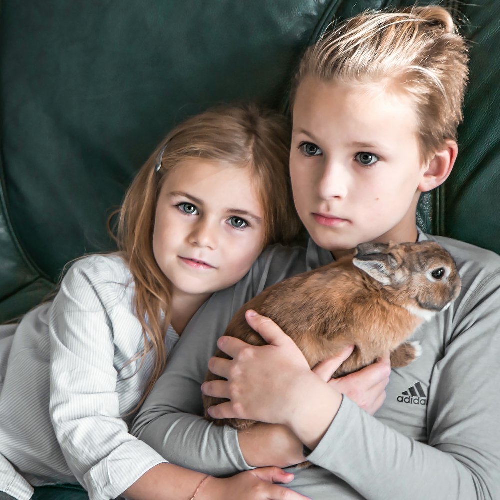 Брат с сестрой