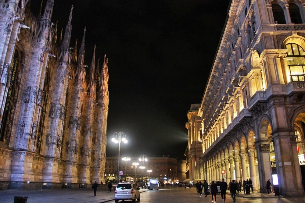 Among 2 Great History