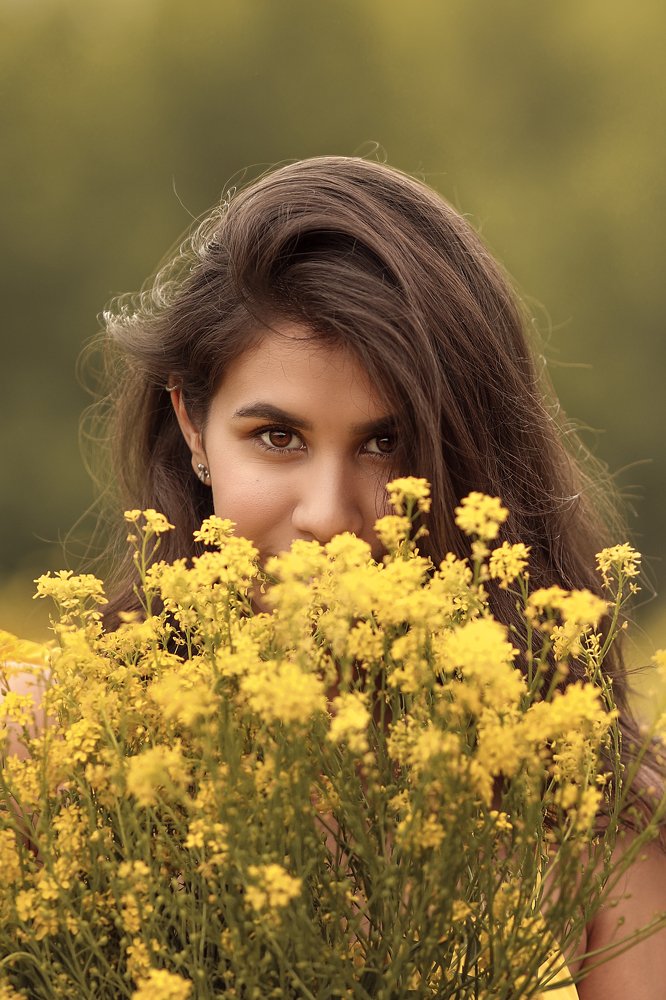 Майские краски