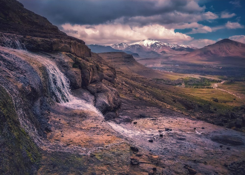 from mountain to mountains