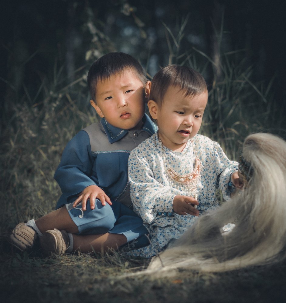 Брат с сестрой.