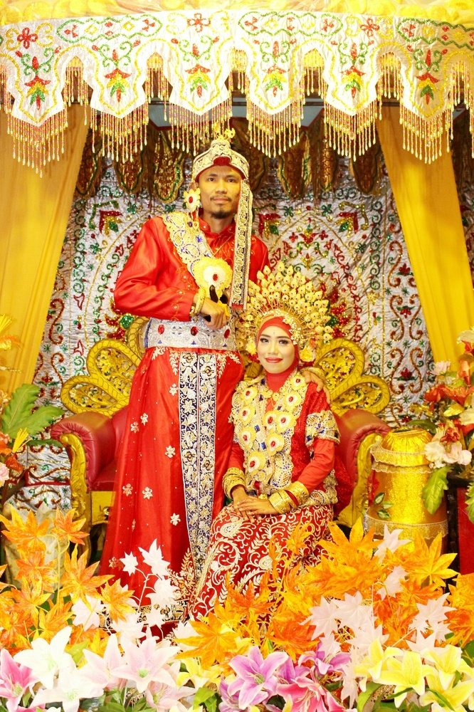 Bugis Makassar tribal traditional clothes