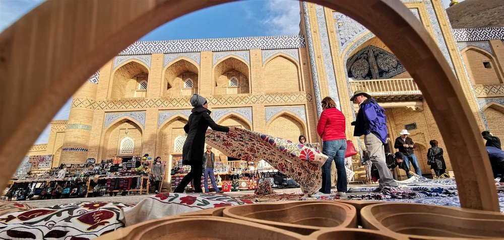 Базар тканей в Бухаре