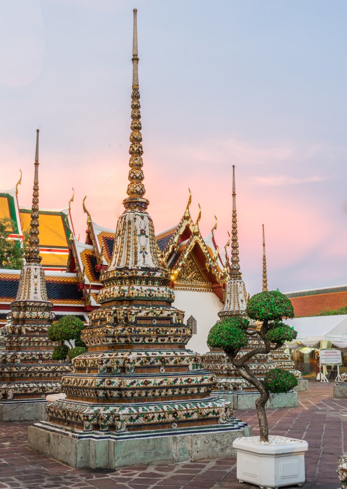 Wat Pho in the evening