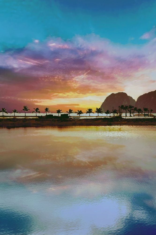 Sunset on Halong bay