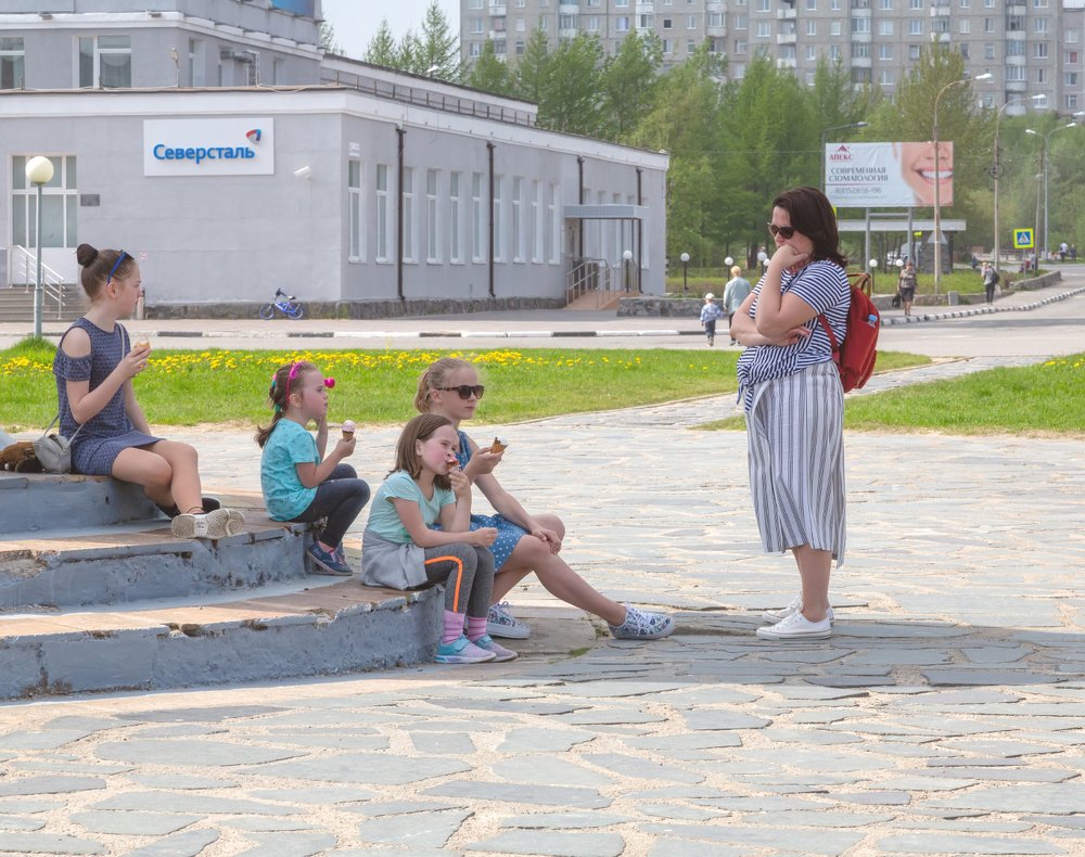 Летним теплым днем