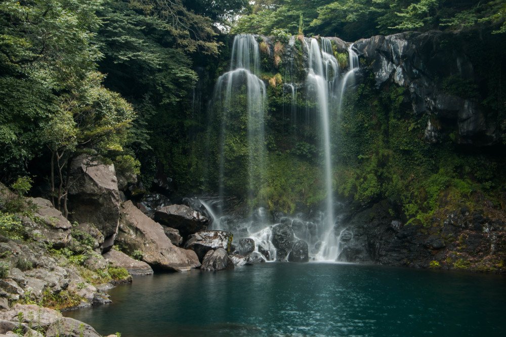 Водопады Чеджу
