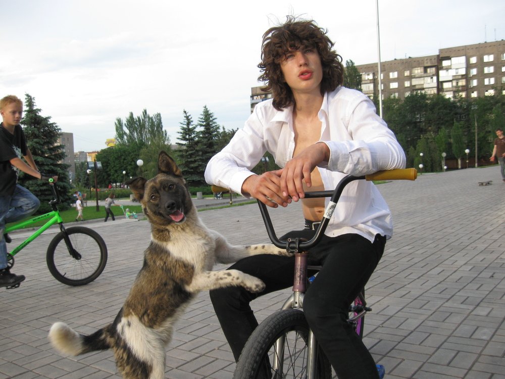 Толик