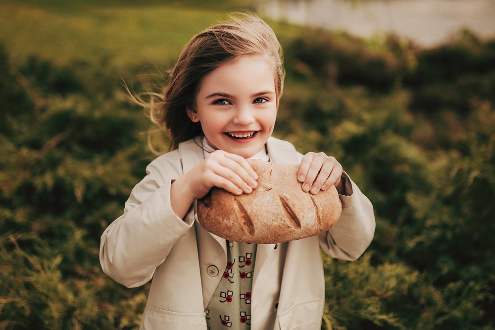 О том как Алина ходила за хлебом