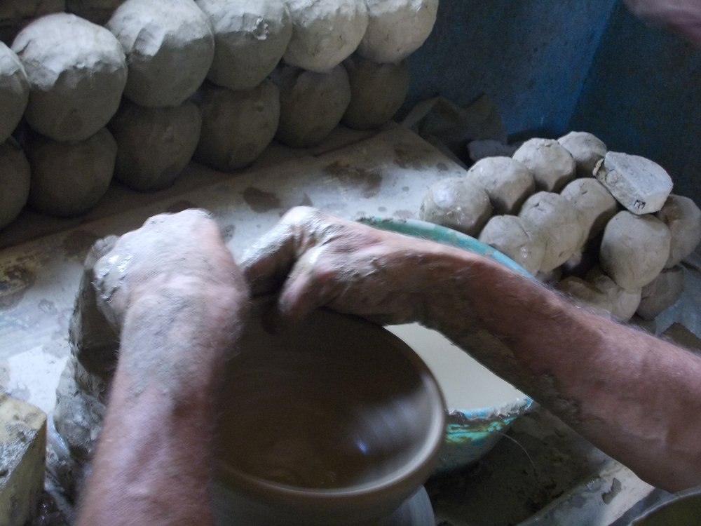 Viață, cu trudă, Pământului!