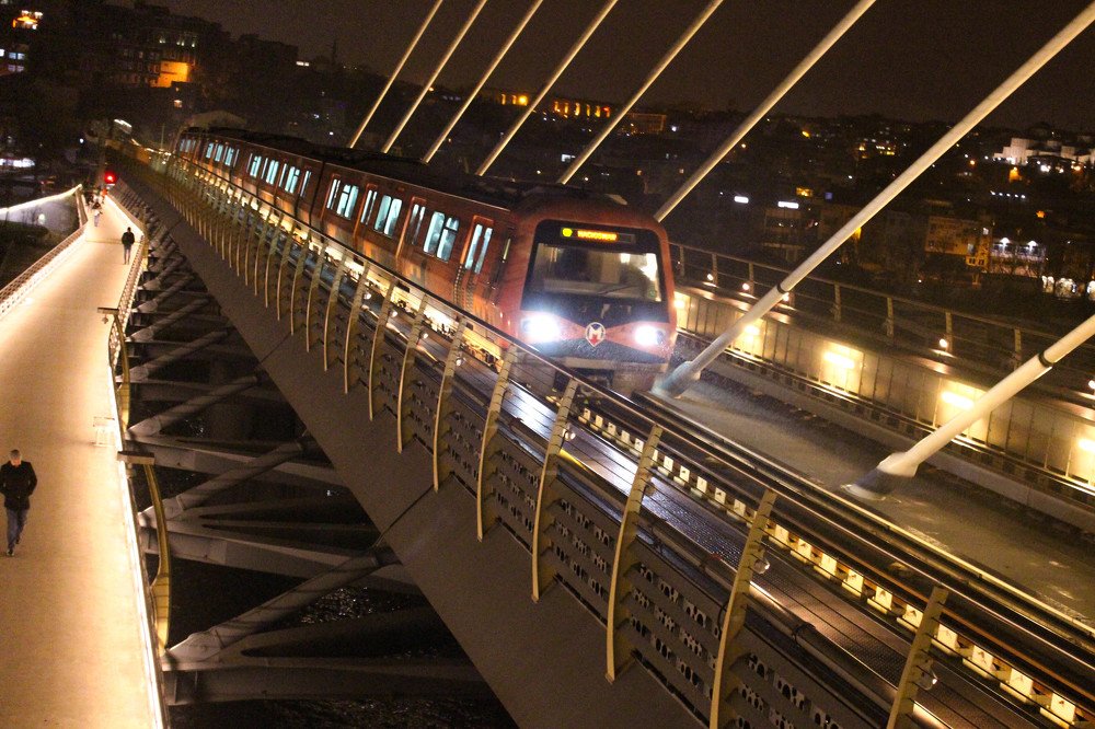 Rainy Night of Halic Station