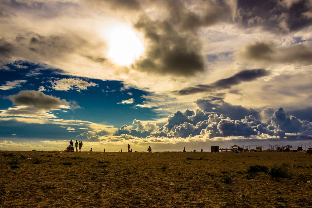 Закат на пляже