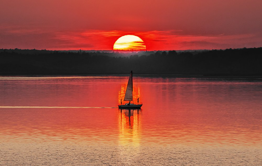 В лучах закатного солнца
