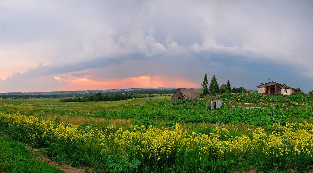 Тучка и закат.