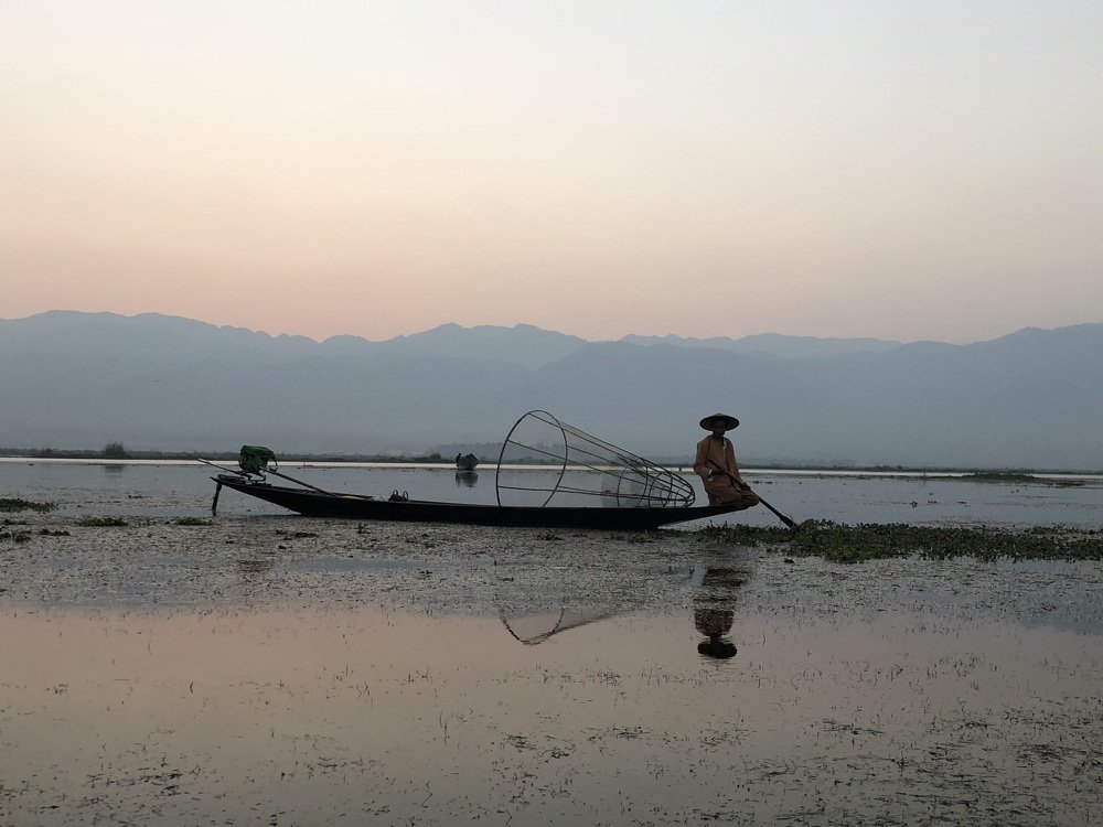 The sunrise at the Lake