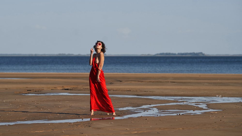 прогулка по берегу