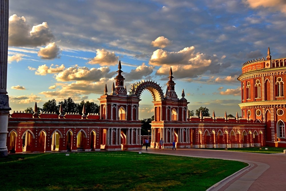 Вечер в Царицыно